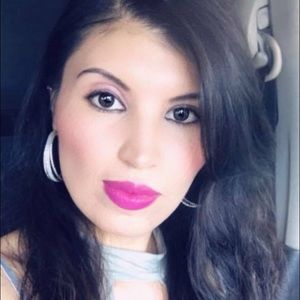 Meet your Posher, Raquel